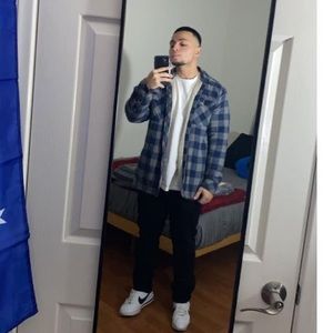 Meet your Posher, Jonathan